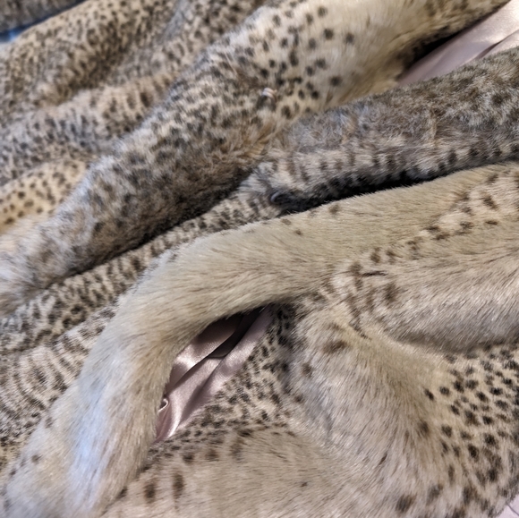 Winter Goddess Coat sz M - Picture 7 of 8